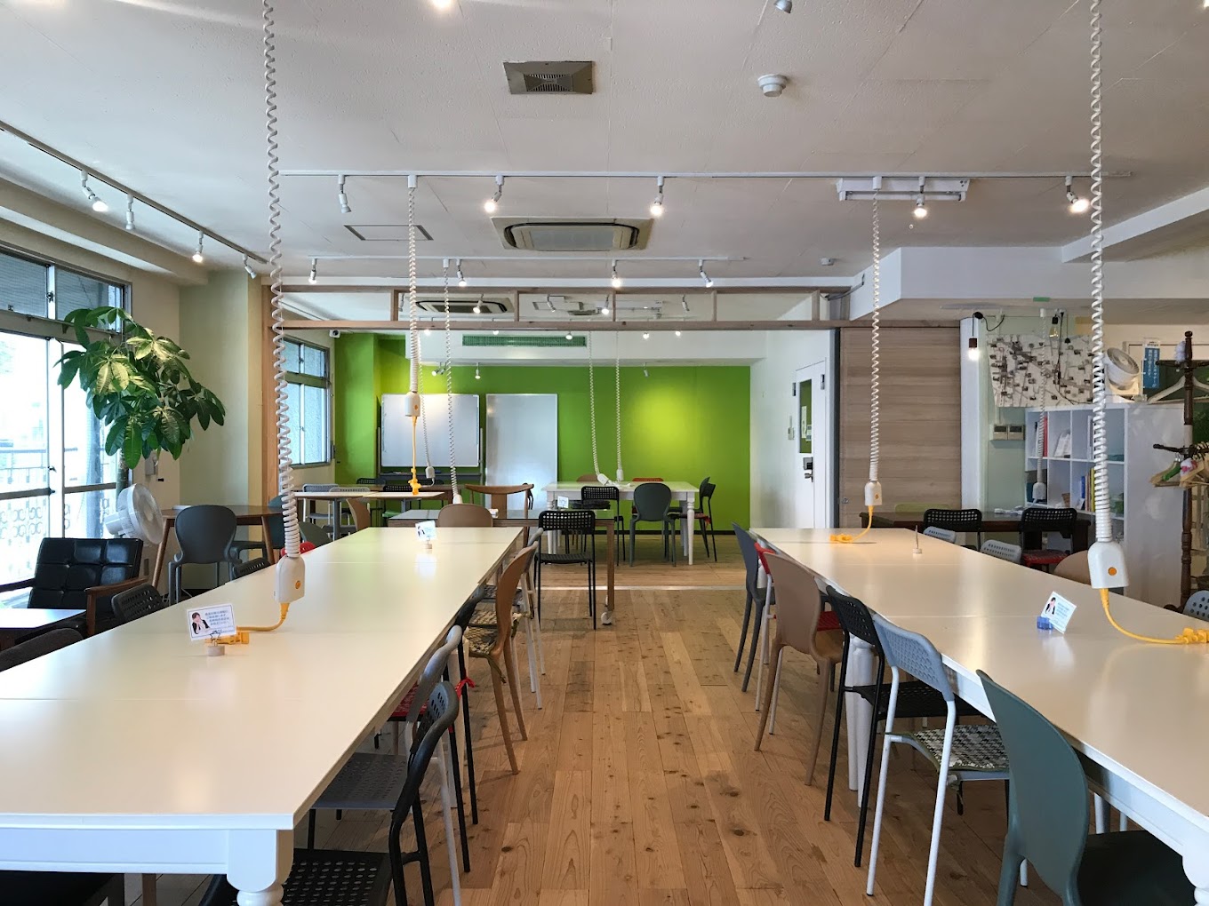 Photo of CASE Shinjuku communal workspace Tokyo